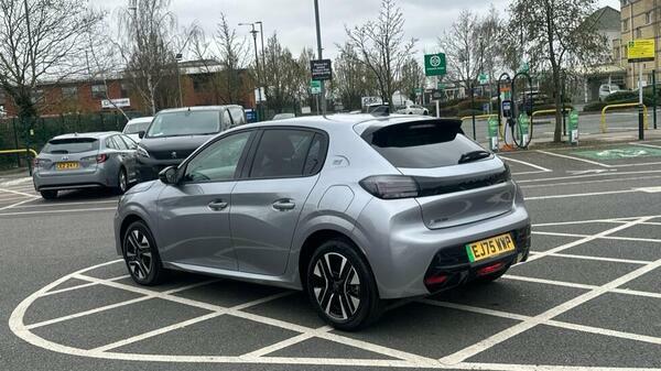 Peugeot e-208 50Kwh Allure 7.4Kw Charger #5