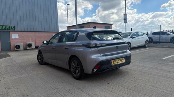 Peugeot 308 1.2 Puretech Active Premium Hatchback E #5