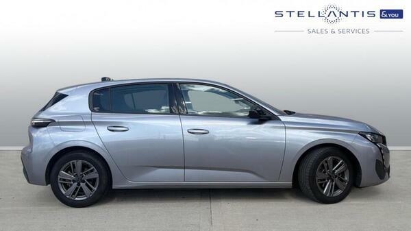 Peugeot 308 1.2 Puretech Active Premium Hatchback E #2