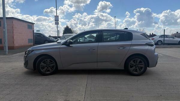 Peugeot 308 1.2 Puretech Active Premium Hatchback E #6