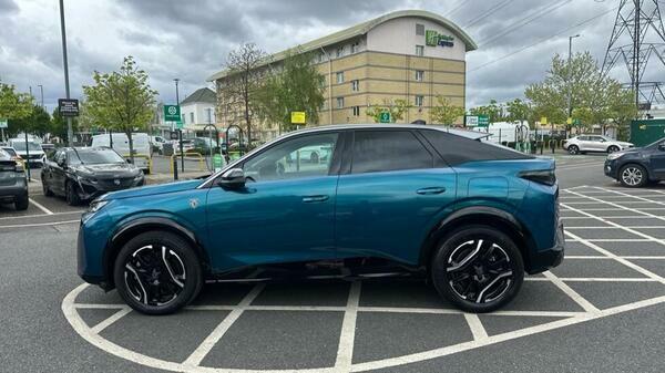 Peugeot 3008 73Kwh Gt Suv 210 Ps KS25JKV #6