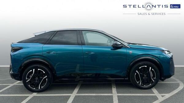 Peugeot 3008 73Kwh Gt Suv 210 Ps KS25JKV #2