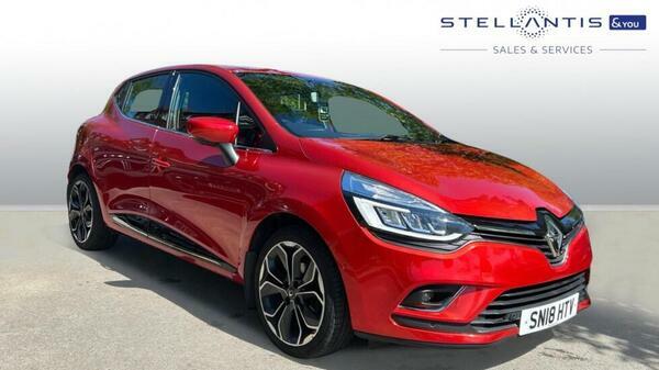 Renault Clio 0.9 Tce Signature Nav Hatchback 