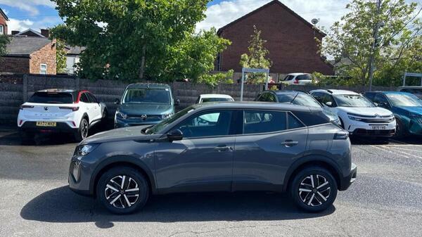 Peugeot e-2008 50Kwh Active Suv 7Kw Charger ME75ZXP #6