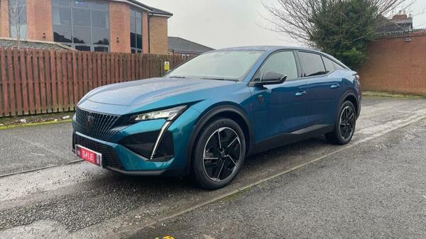 Peugeot 408 58Kwh Gt Fastback 210 Ps #6