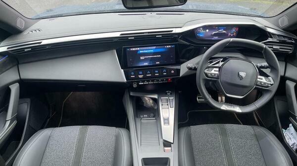Peugeot 408 58Kwh Gt Fastback 210 Ps #3