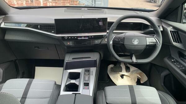 Vauxhall Grandland 73Kwh Gs Suv 213 Ps GV75OTW #4