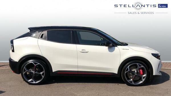 Alfa Romeo Junior 54Kwh Elettrica Veloce Suv 280 WP25YKH  #2