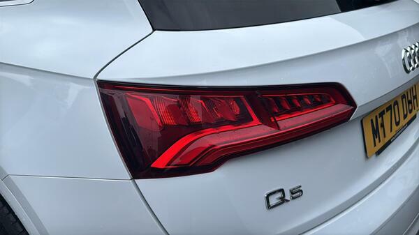 Audi Q5 2.0 Tfsi 45 S Line Suv S Tronic Quattro MT70DUH White #5