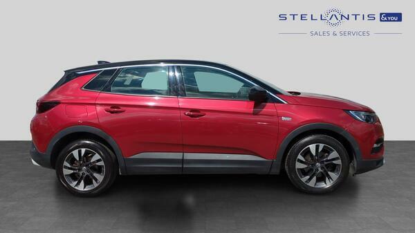 Vauxhall Grandland X 1.2 Turbo Gpf Sport Nav Suv Euro LF19VSN Red #2