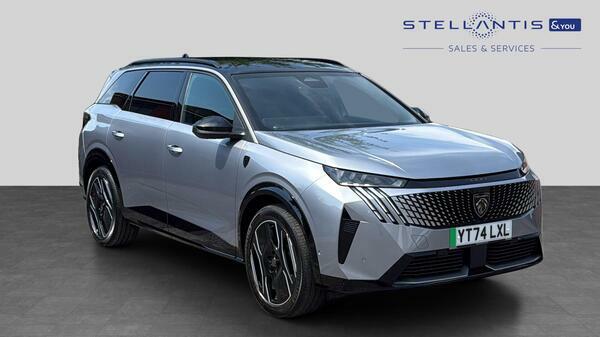 Peugeot 5008 73Kwh Gt Suv 210 Ps