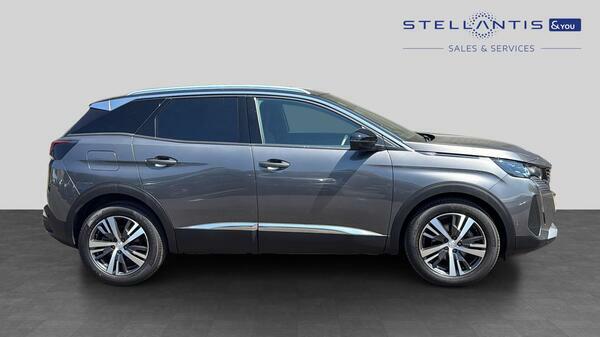 Peugeot 3008 1.2 Puretech Allure Premium Suv Eat E PY23BHP  #2
