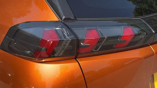 Peugeot 2008 1.2 Puretech Gt Suv Euro 6 Ss KS23CWU Orange #5
