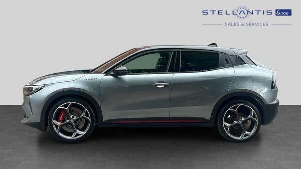 Alfa Romeo Junior 54Kwh Elettrica Veloce Suv 280 #6