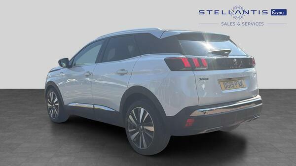 Peugeot 3008 1.5 Bluehdi Gt Line Premium Suv White #6