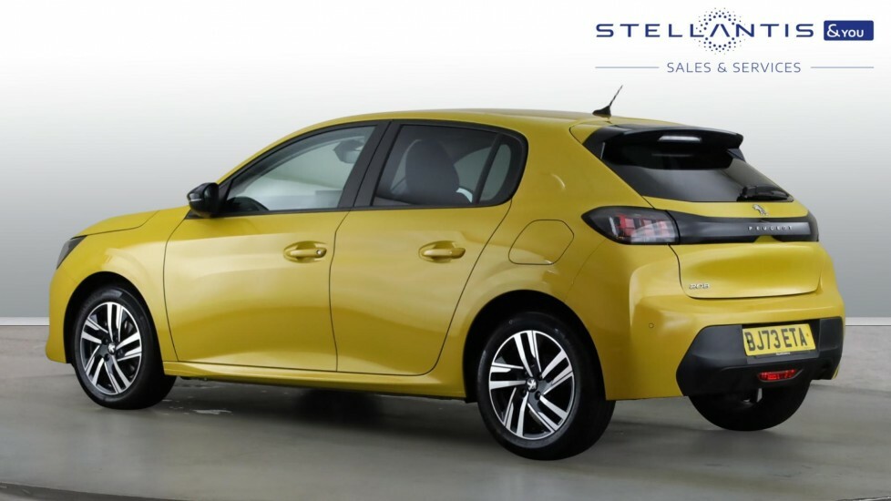 Peugeot 208 1.2 Puretech Active Premium Hatchback BJ73ETA #3