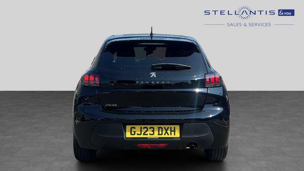 Peugeot 208 1.2 Puretech Active Premium Hatchback GJ23DXH #4