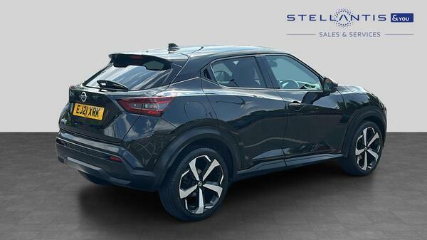 Nissan Juke 1.0 Dig-t Tekna Suv Euro 6 Ss EJ21XRK Black #3