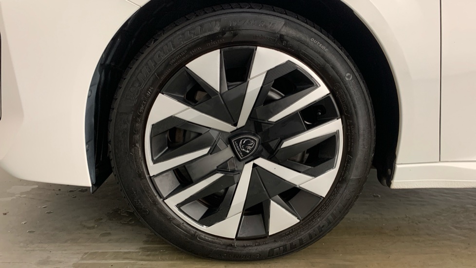 Peugeot 208 1.2 Puretech Active Hatchback Eu BL24TVU  #6