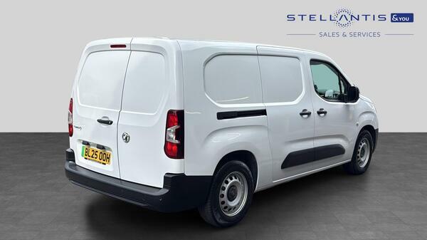 Vauxhall Combo-e Life 2300 50Kwh Prime Crew Van Double Cab 6Dr  #3
