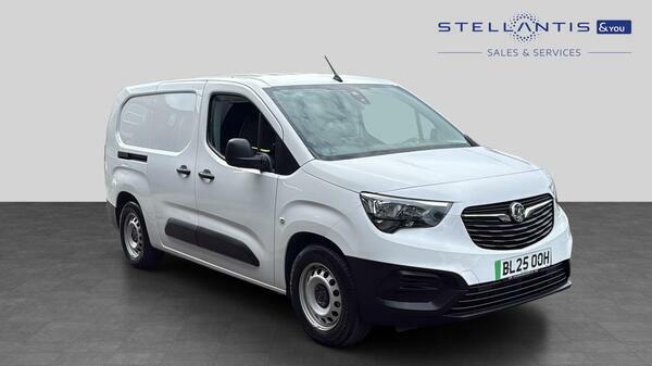 Vauxhall Combo-e Life 2300 50Kwh Prime Crew Van Double Cab 6Dr 