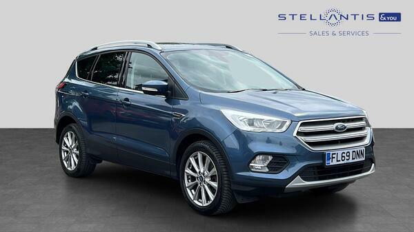 Ford Kuga 2.0 Tdci Ecoblue Titanium Edition Suv M