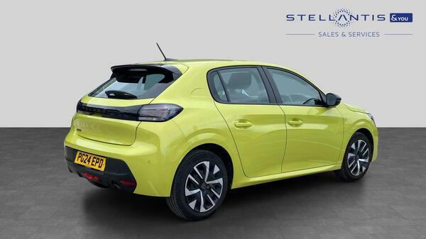 Peugeot 208 1.2 Puretech Active Hatchback Eu PG24EPD #3