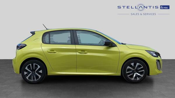 Peugeot 208 1.2 Puretech Active Hatchback Eu PG24EPD #2