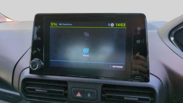 Peugeot e-Rifter 50Kwh Gt Standard Mpv 7.4Kw Charger Grey #26