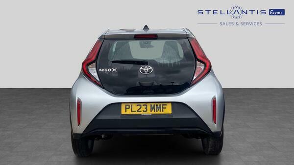 Toyota Aygo X 1.0 Vvt-i Pure Hatchback Euro 6 PL23MMF #4
