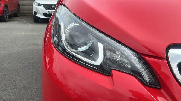 Peugeot 108 1.0L Allure 72 Bhp Purple #9