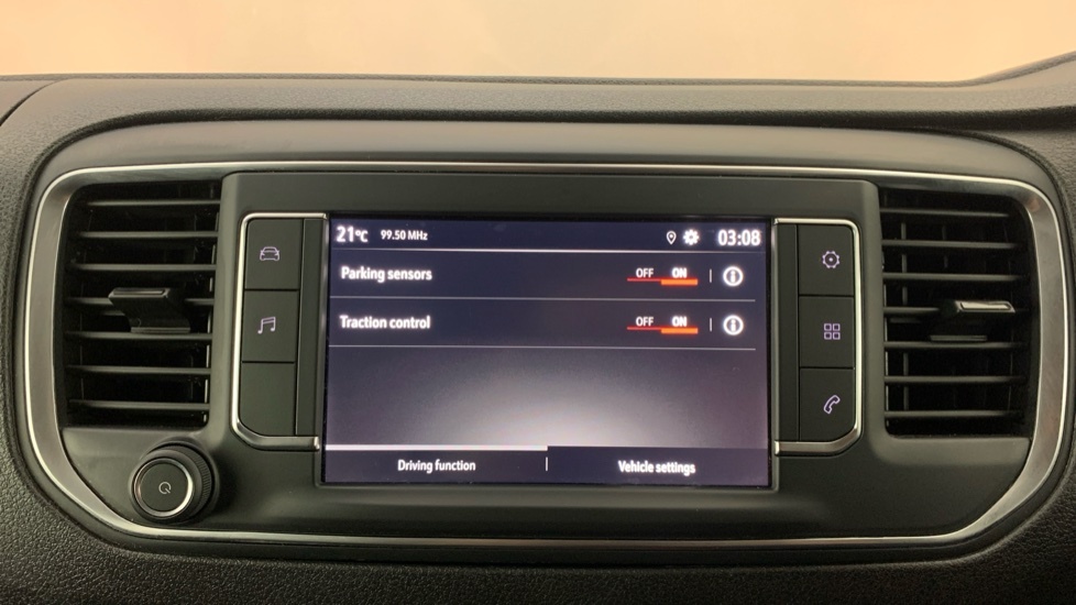 Vauxhall Vivaro 100Kw Ultimate XL 75Kwh 7 Seat #52