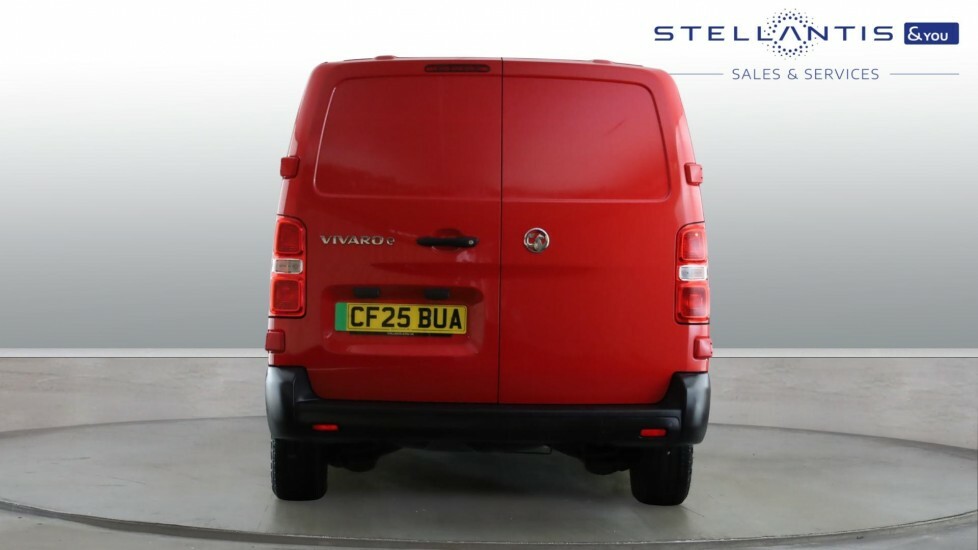 Vauxhall Vivaro 100Kw Ultimate XL 75Kwh 7 Seat #13