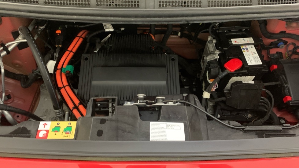 Vauxhall Vivaro 100Kw Ultimate XL 75Kwh 7 Seat #23