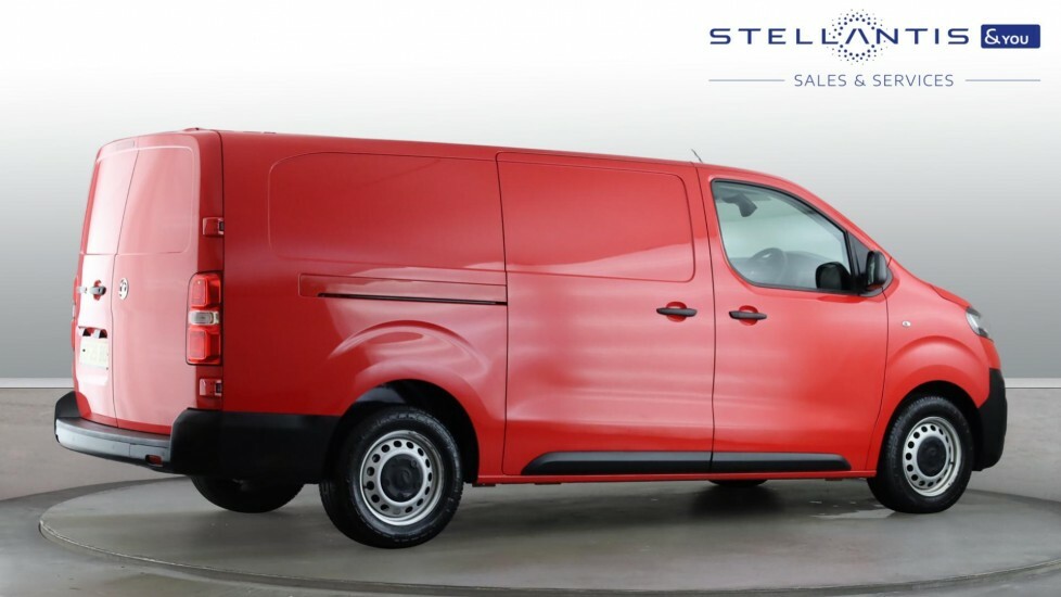 Vauxhall Vivaro 100Kw Ultimate XL 75Kwh 7 Seat #12