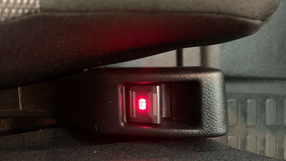 Vauxhall Vivaro 100Kw Ultimate XL 75Kwh 7 Seat #36