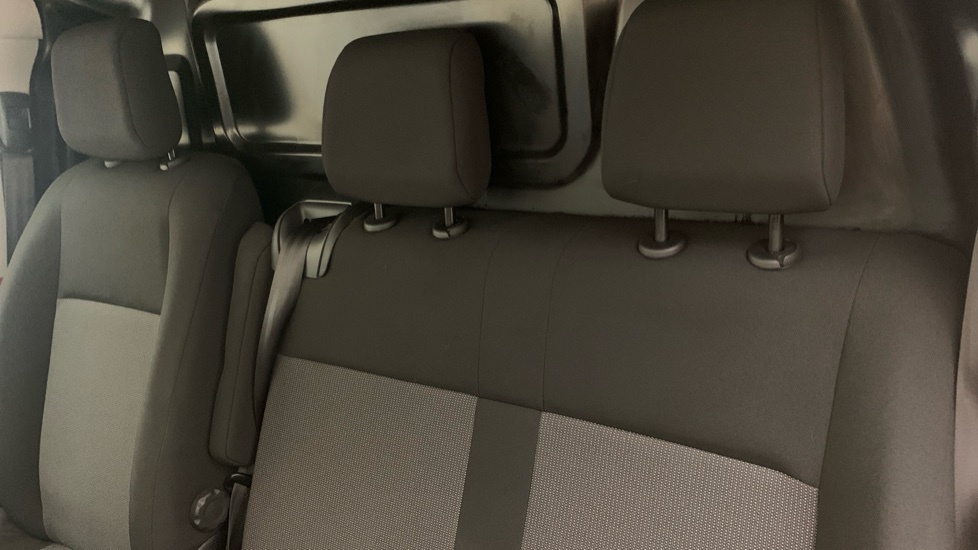 Vauxhall Vivaro 100Kw Ultimate XL 75Kwh 7 Seat #8