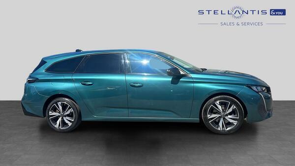 Peugeot 308 SW 1.2 Puretech Allure Estate Eat Euro 6 #2
