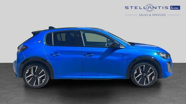 Peugeot e-208 51Kwh Gt Hatchback 7.4Kw Charge GD74XVF #2