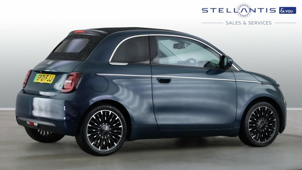 Fiat 500E C 2021 42Kwh Icon Convertible 118 Gold #12