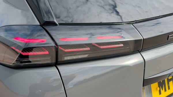 Peugeot 2008 1.2 Puretech Gt Suv Eat Euro 6 Ss 1 #5