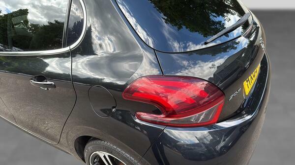 Peugeot 208 1.2 Puretech Gt Line Hatchback Eat Euro HX65RWU  #5