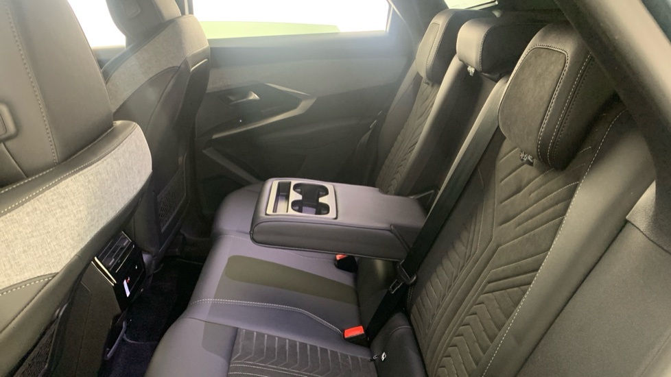 Peugeot 3008 73Kwh Allure  #53