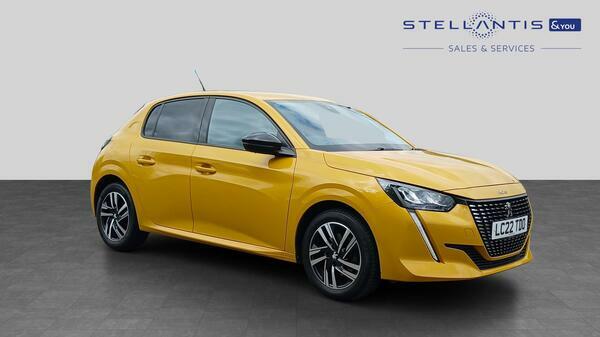 Peugeot 208 1.2 Puretech Allure Premium Hatchback E