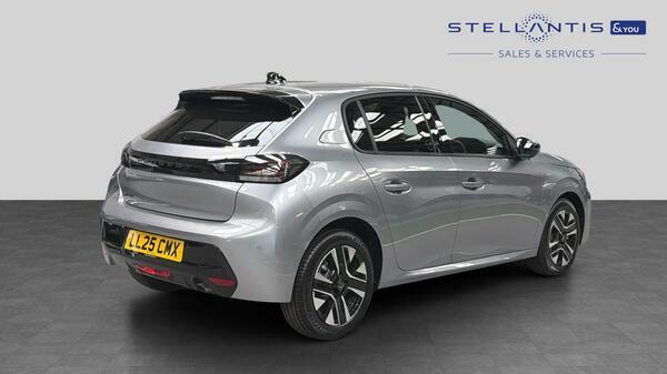 Peugeot 208 1.2 Puretech Allure Hatchback Eu #3