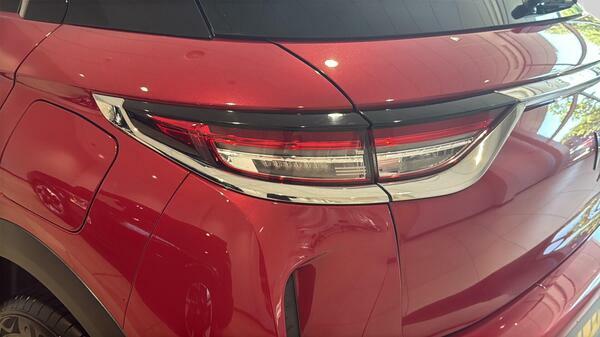 DS DS 3 Crossback 1.2 Puretech Prestige Crossback Eat8 Eu Red #5