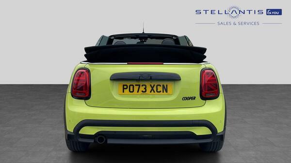 Mini Convertible 1.5 Cooper Exclusive Convertible Steptr #3