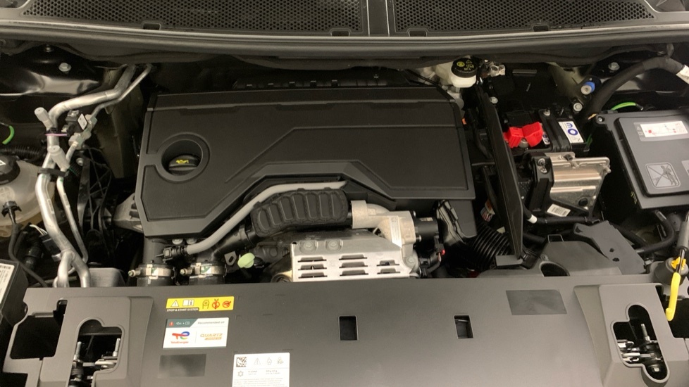 Peugeot 5008 1.2 Hybrid 145 Allure E-dsc6 Grey #21