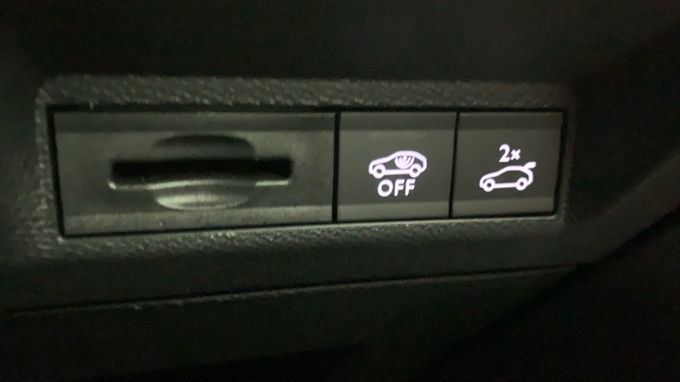 Peugeot 5008 1.2 Hybrid 145 Allure E-dsc6 Grey #20