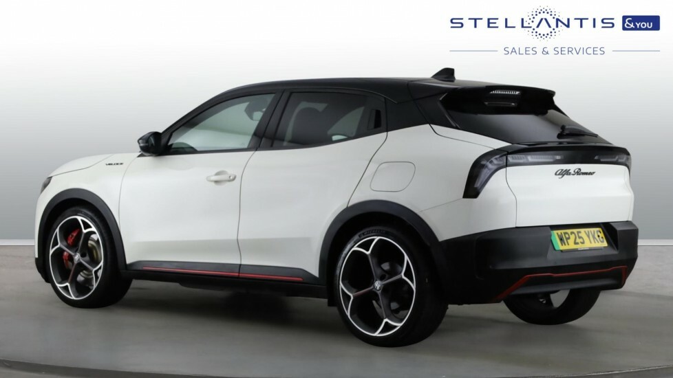 Alfa Romeo Junior 54Kwh Elettrica Veloce Suv 280 #3